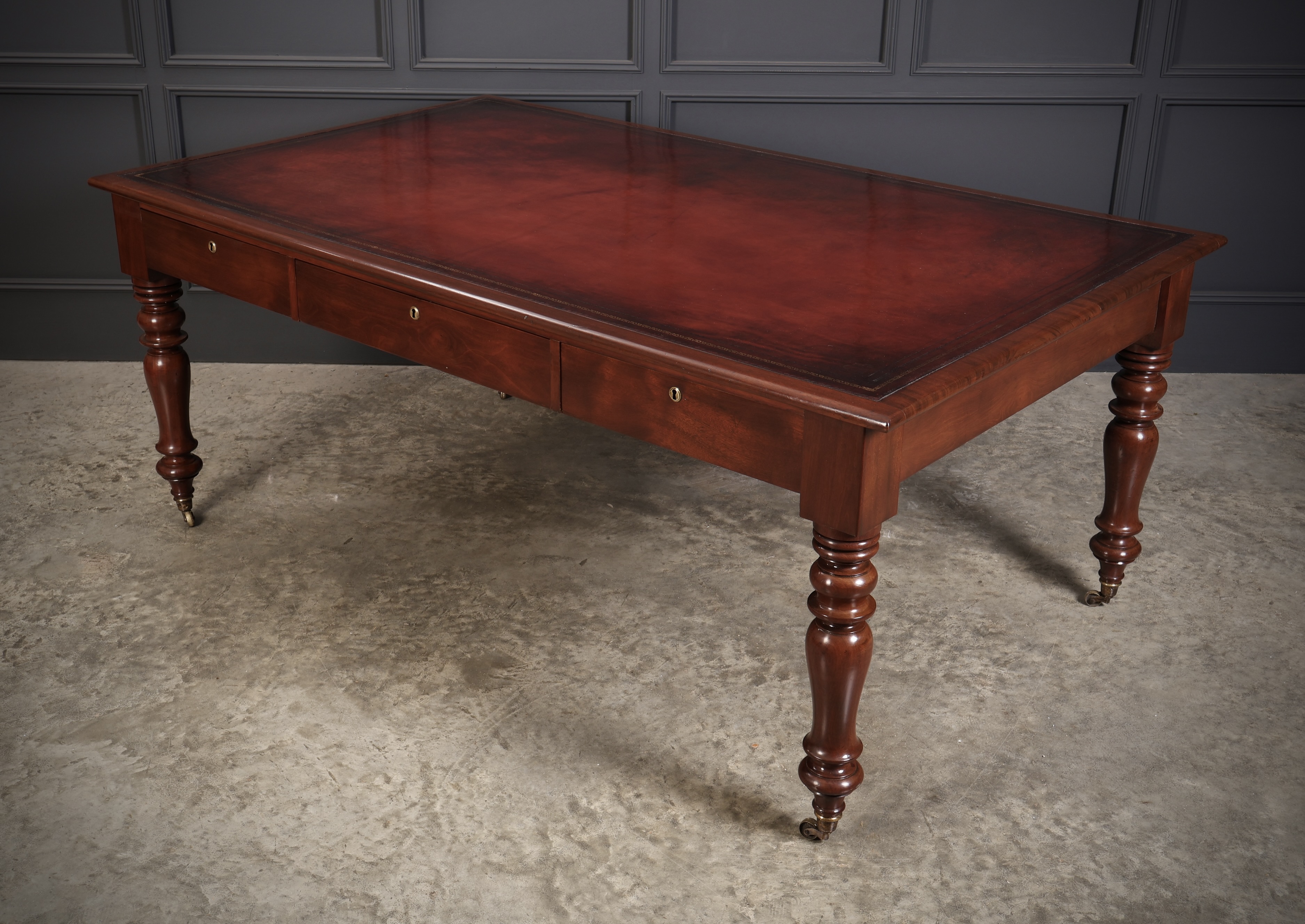 Large Early Victorian Mahogany & Leather Partners Writing Table - Image 7